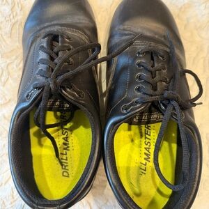 Drill Masters marching band shoes.  Unisex men size 9, women size 11